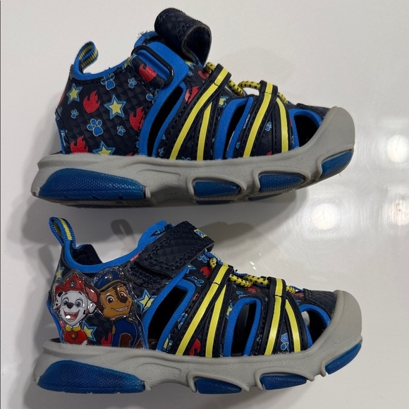Paw Patrol Other - Paw Patrol Toddler Boys Light Up Sport Fisherman Sandals Size 6 Blue Closed Toe